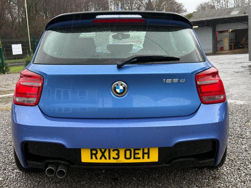 BMW 1 SERIES