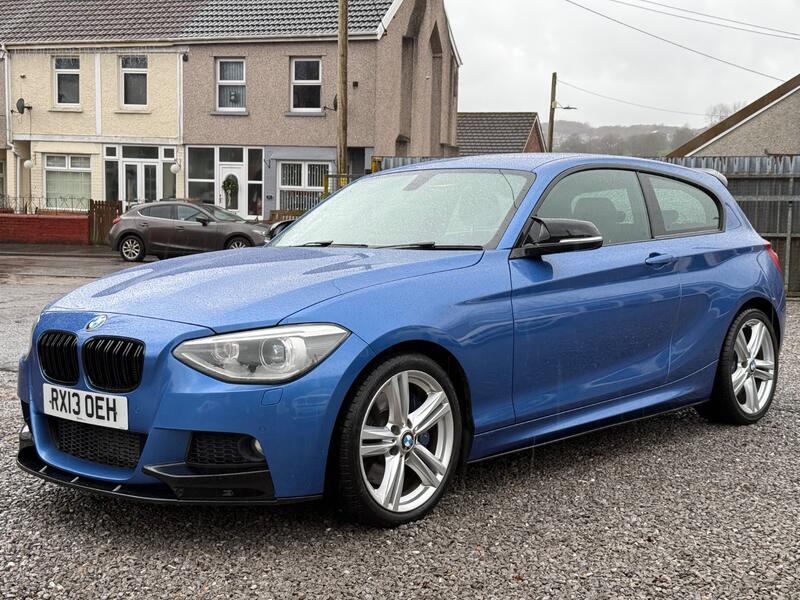 BMW 1 SERIES